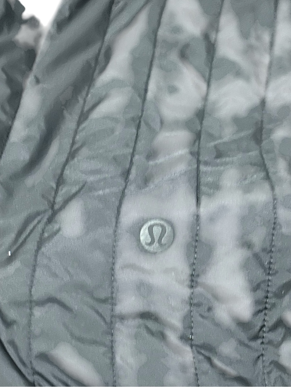 Lululemon Men's Bomber Lightweight Jacket Black Long Sleeved - Picture 8 of 8